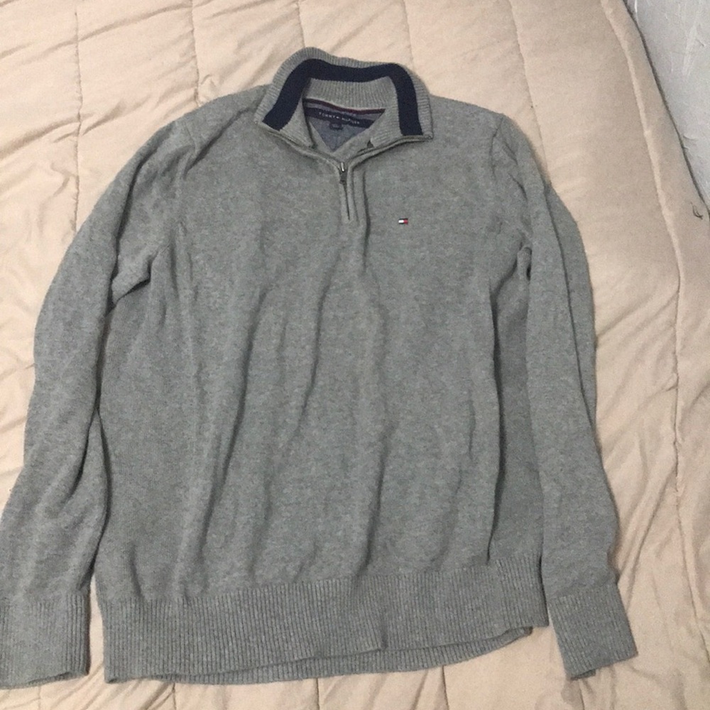 Tommy Hilfiger sweater